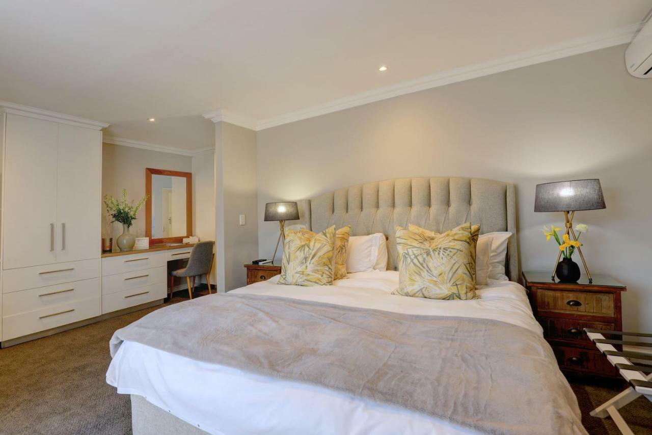 Bay Lodge On The Beach Mossel Bay Exterior foto
